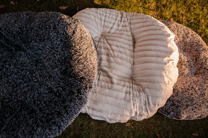 BAGEL DOG BED | ECO-FRIENDLY PLUSH ROUND BED WITH WASHABLE COVER